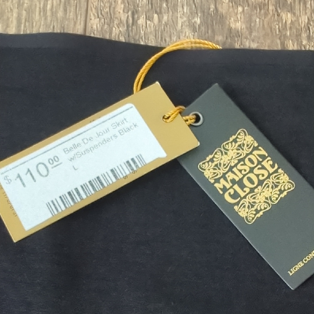 NWT Maison Close Belle De Jour Sheer Skirt w Suspenders L 8 French Lingerie